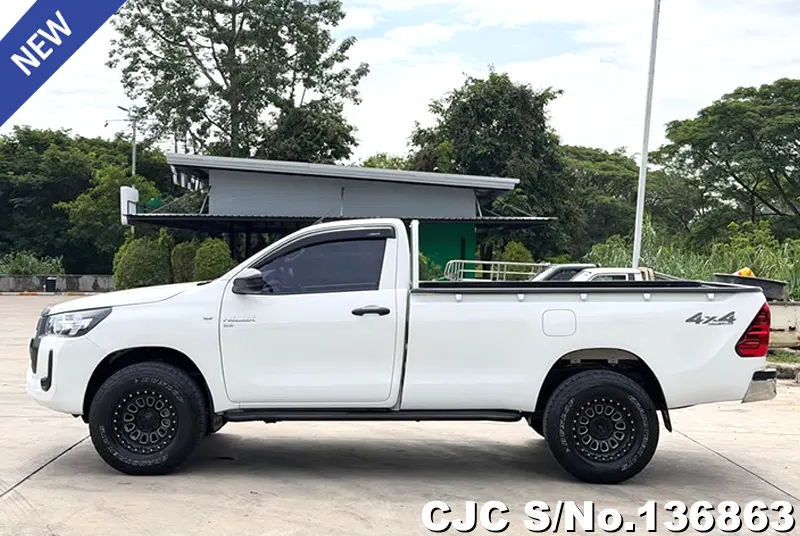 2023 Toyota / Hilux / Revo Stock No. 136863