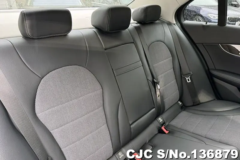 2018 Mercedes Benz / C Class Stock No. 136879