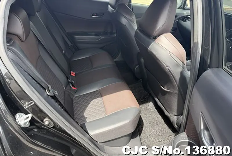 2017 Toyota / C-HR Stock No. 136880