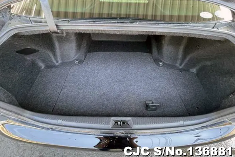 2011 Toyota / Crown Stock No. 136881