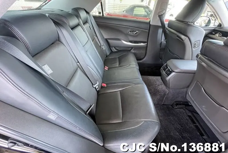 2011 Toyota / Crown Stock No. 136881