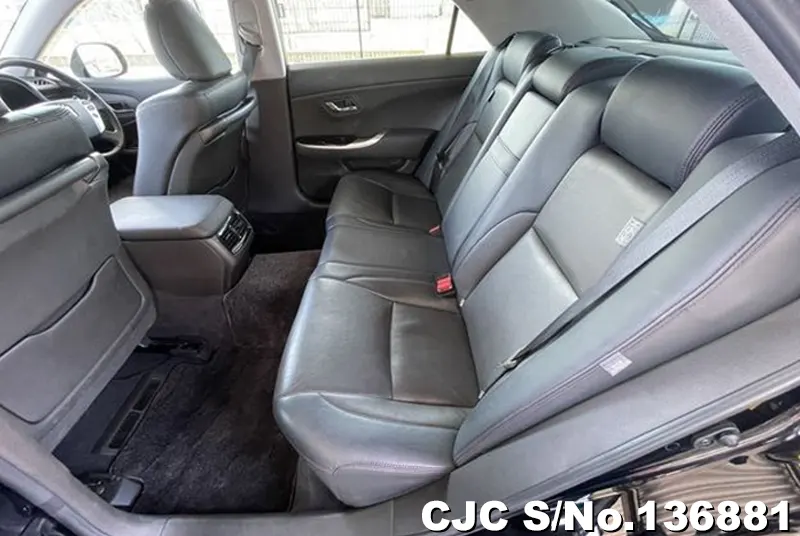 2011 Toyota / Crown Stock No. 136881