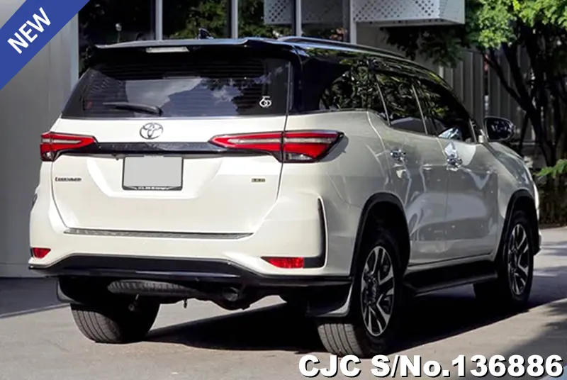 2022 Toyota / Fortuner Stock No. 136886