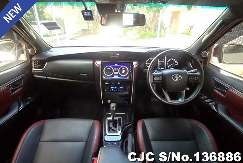 2022 Toyota / Fortuner Stock No. 136886