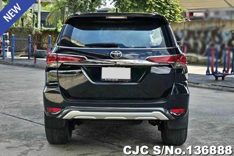 2016 Toyota / Fortuner Stock No. 136888