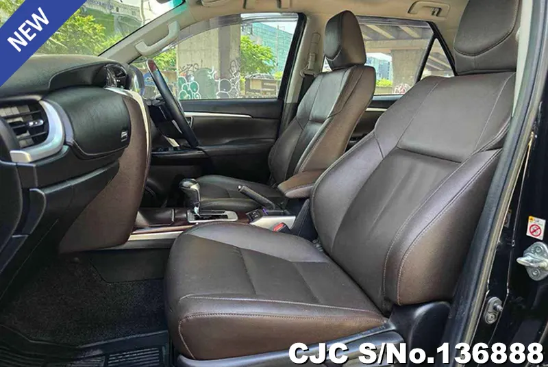 2016 Toyota / Fortuner Stock No. 136888