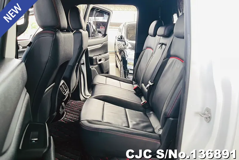 Ford Ranger in White for Sale Image 11