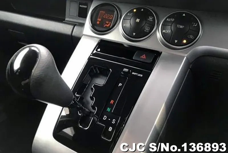 2012 Toyota / Corolla Rumion Stock No. 136893