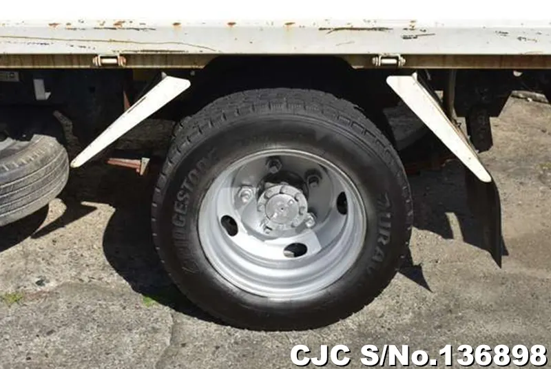 2009 Mazda / Titan Stock No. 136898
