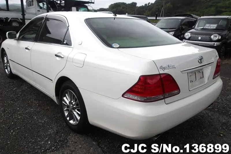 2005 Toyota / Crown Stock No. 136899