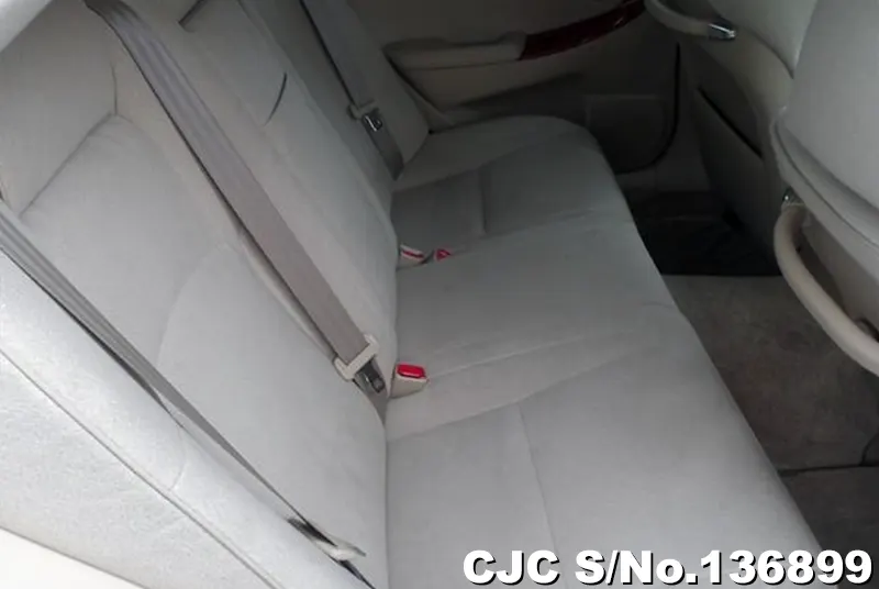 2005 Toyota / Crown Stock No. 136899