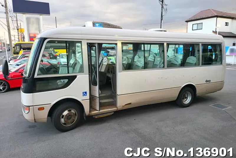 2003 Mitsubishi / Rosa Stock No. 136901
