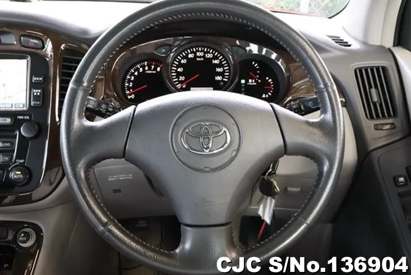 2003 Toyota / Kluger Stock No. 136904