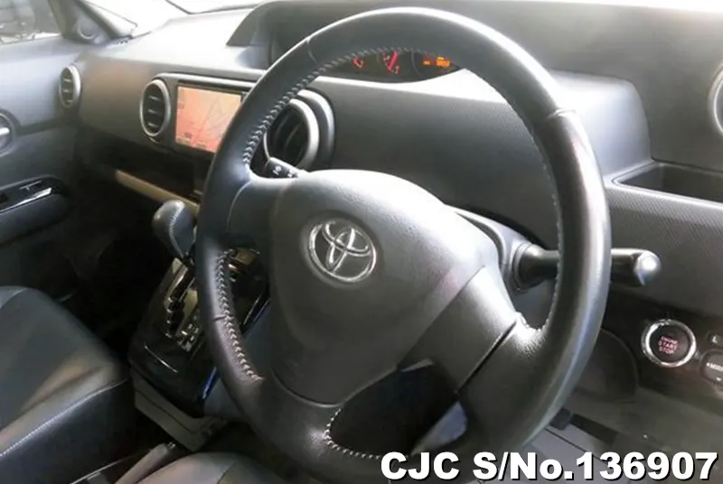 2012 Toyota / Corolla Rumion Stock No. 136907