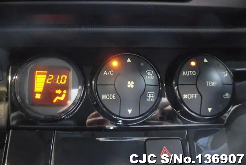 2012 Toyota / Corolla Rumion Stock No. 136907