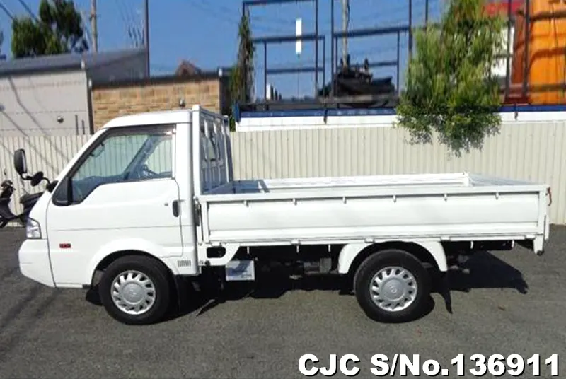 2017 Mazda / Bongo Stock No. 136911