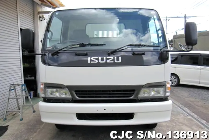 2000 Isuzu / Forward Stock No. 136913