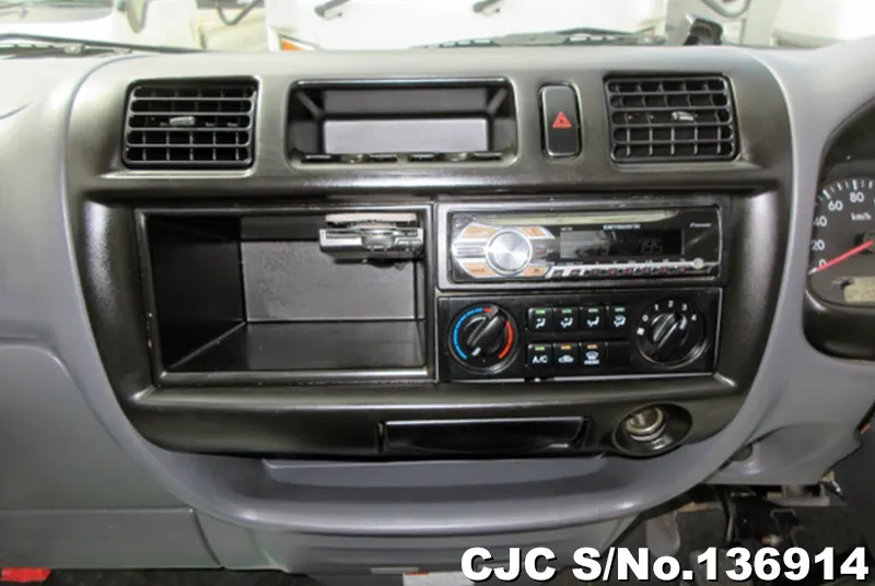 2018 Mazda / Bongo Stock No. 136914