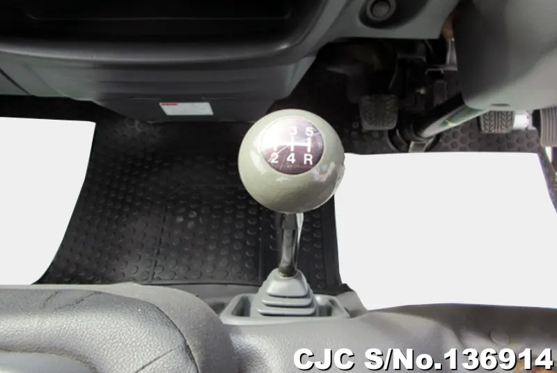 2018 Mazda / Bongo Stock No. 136914