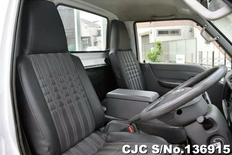 2020 Mazda / Bongo Stock No. 136915