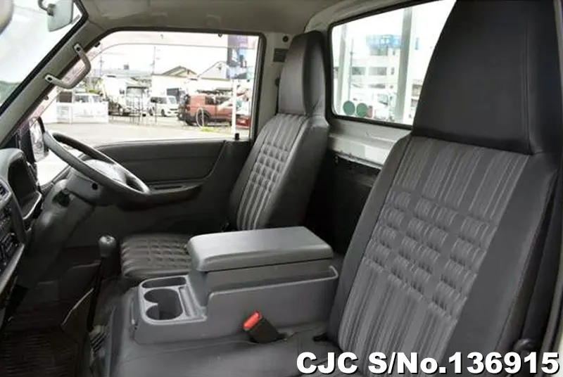 2020 Mazda / Bongo Stock No. 136915