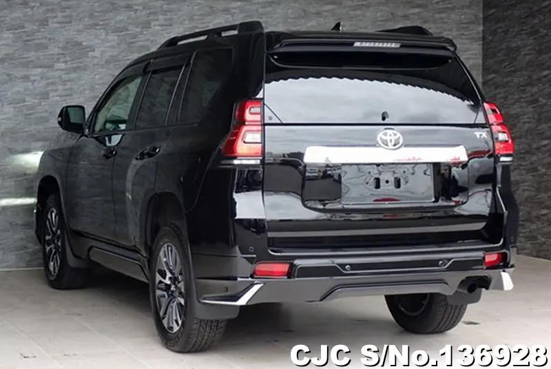 2025 Toyota / Land Cruiser Prado Stock No. 136928