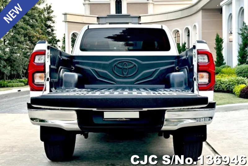 2022 Toyota / Hilux / Revo Stock No. 136946