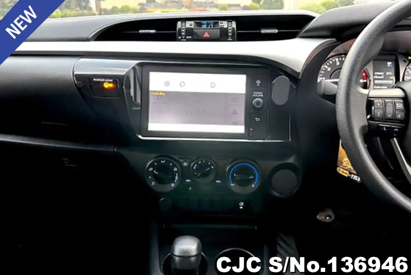 2022 Toyota / Hilux / Revo Stock No. 136946