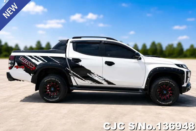 2023 Mitsubishi / Triton Stock No. 136948