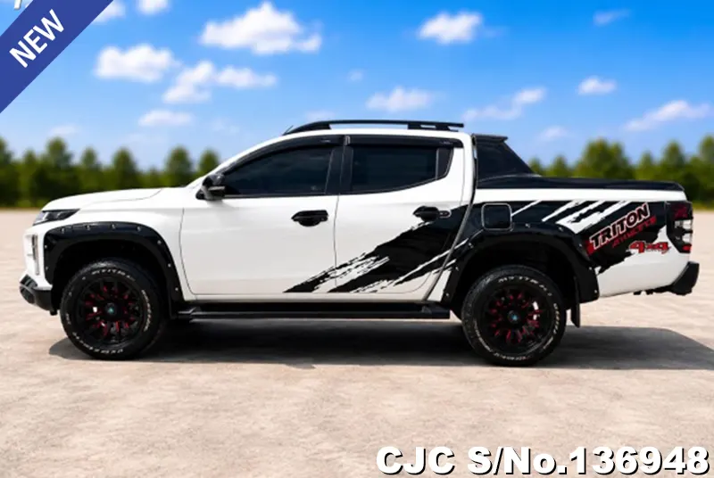 2023 Mitsubishi / Triton Stock No. 136948