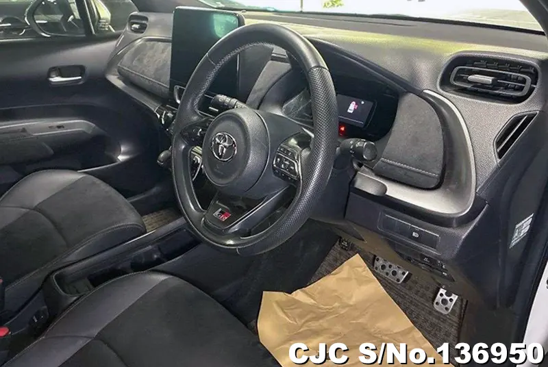 2023 Toyota / Aqua Stock No. 136950