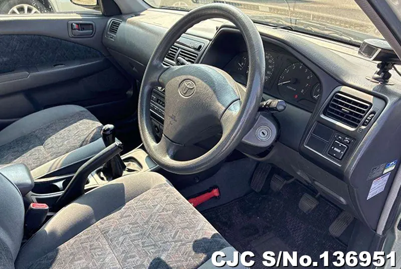 1999 Toyota / Carina Stock No. 136951