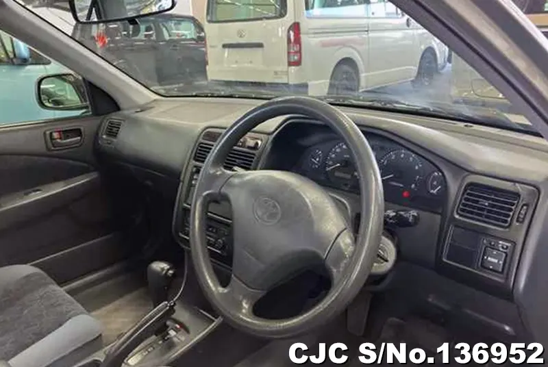 1999 Toyota / Carina Stock No. 136952
