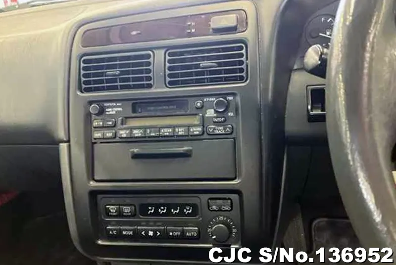 1999 Toyota / Carina Stock No. 136952