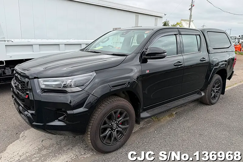 Toyota Hilux in Black for Sale Image 3
