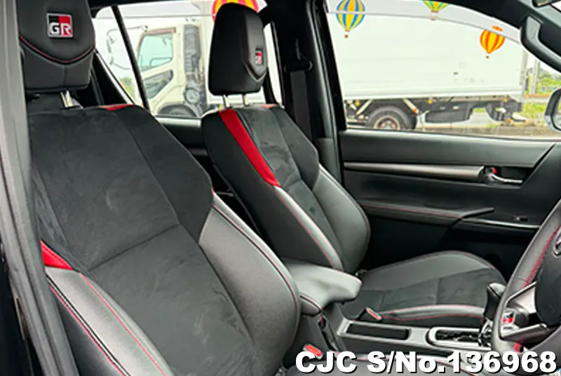Toyota Hilux in Black for Sale Image 8