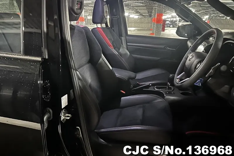 Toyota Hilux in Black for Sale Image 9