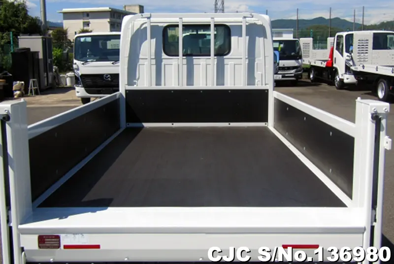 2026 Mazda / Titan Stock No. 136980