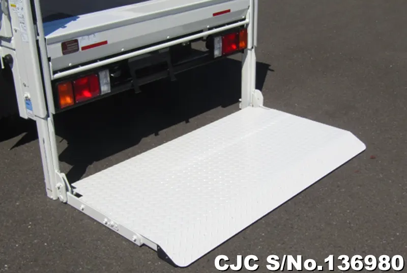 2026 Mazda / Titan Stock No. 136980