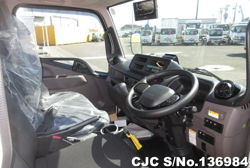 2025 Mitsubishi / Canter Stock No. 136984