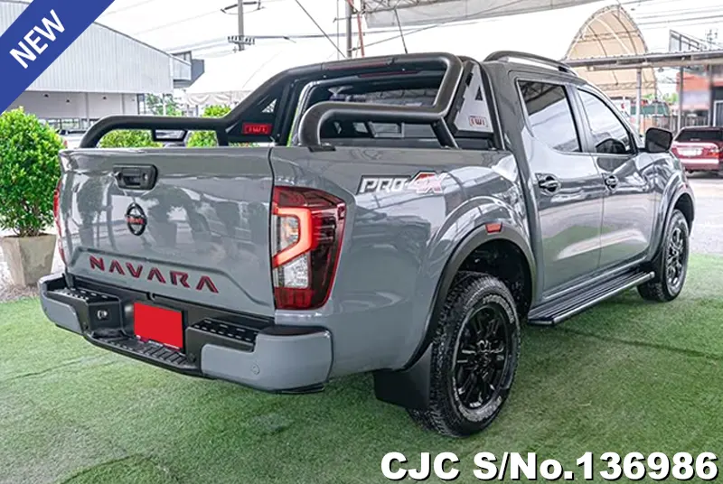 2023 Nissan / Navara Stock No. 136986