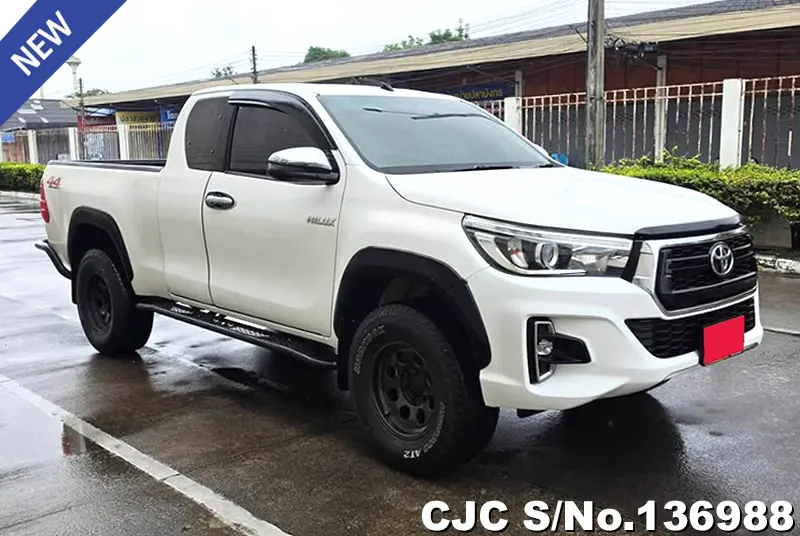 2018 Toyota / Hilux / Revo Stock No. 136988