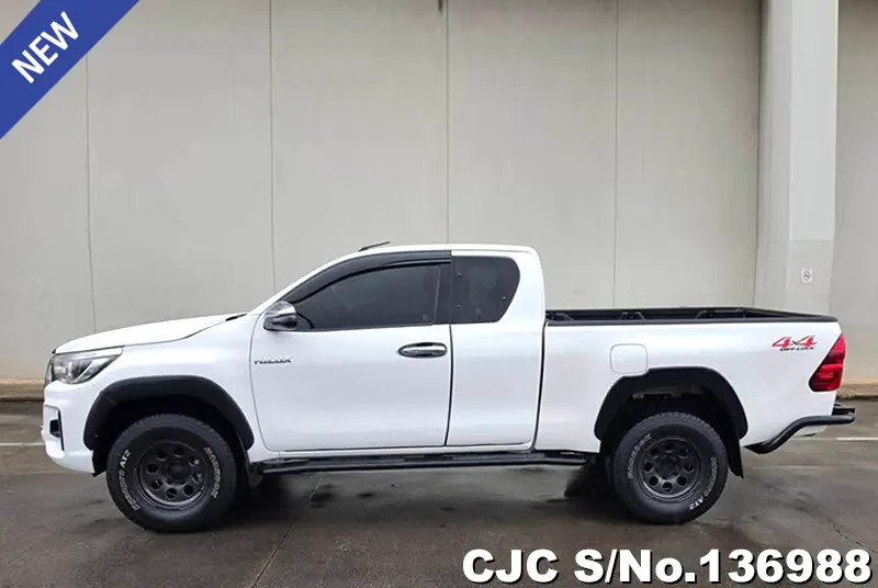 2018 Toyota / Hilux / Revo Stock No. 136988