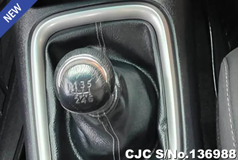 2018 Toyota / Hilux / Revo Stock No. 136988