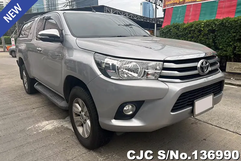 2015 Toyota / Hilux / Revo Stock No. 136990