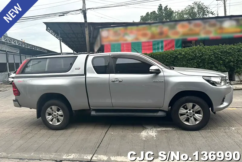 2015 Toyota / Hilux / Revo Stock No. 136990