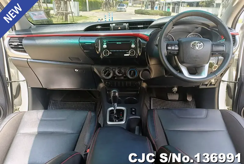 2016 Toyota / Hilux / Revo Stock No. 136991