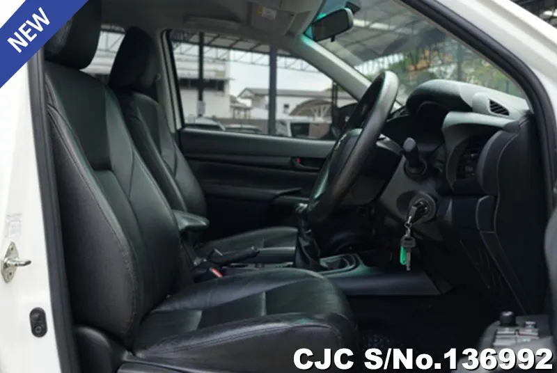 2021 Toyota / Hilux / Revo Stock No. 136992