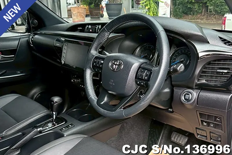2022 Toyota / Hilux / Revo Rocco Stock No. 136996
