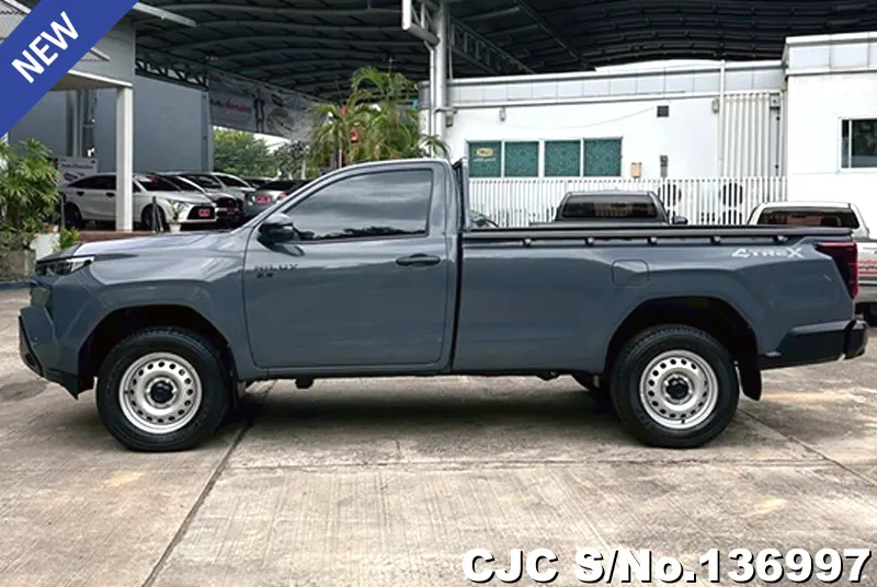 2025 Toyota / Hilux / Travo Stock No. 136997